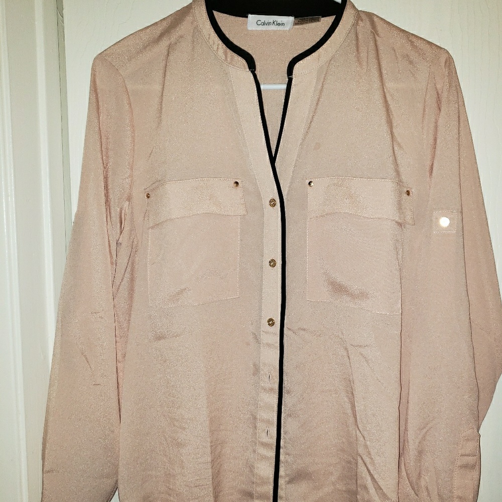 CALVIN KLEIN BRAND NEW SIZE SMALL